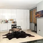 Loft Atypique Avec Terrasse, Calme Et Cosy