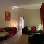 52 Clichy Bed & Breakfast - Chambre D\'Hotes