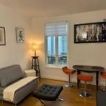 Terraced Apartment In Montmartre
