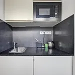 Lovely Studio For 2 Near The Seine