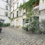 Notre-Dame - Studio