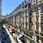 Splendid Apartment Near La Villette