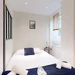 205-Suite Villa Valmy