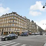 Studio Paris 8E - Refait A Neuf - 4Eme Etage Avec Ascenseur