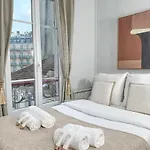 Stunning Apartment Near Eiffel Tower