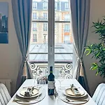 Champs Elysees Area