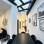 08 Design Flat Republique