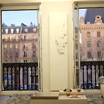 Two Bedroom Luxury Apartment - Balcony With View Of Notre Dame