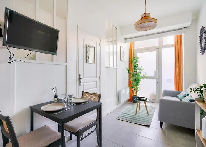 Beautiful Studio In The 15 District
