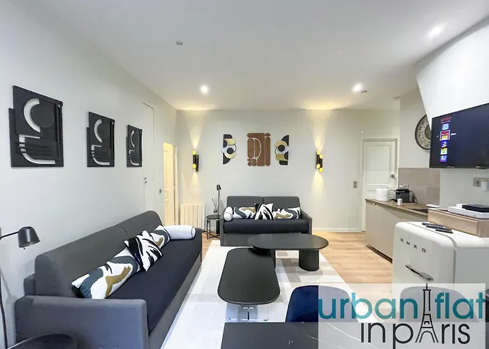 62-Luxury Flat Champs Elysees