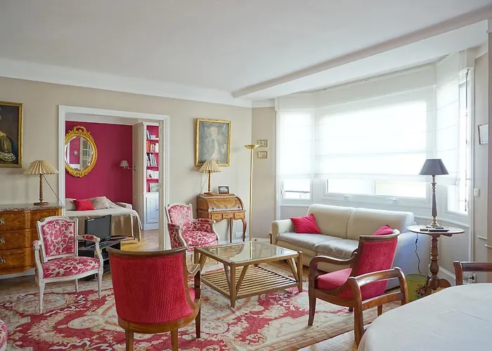 Apartment Rue Copernic - Paris 16