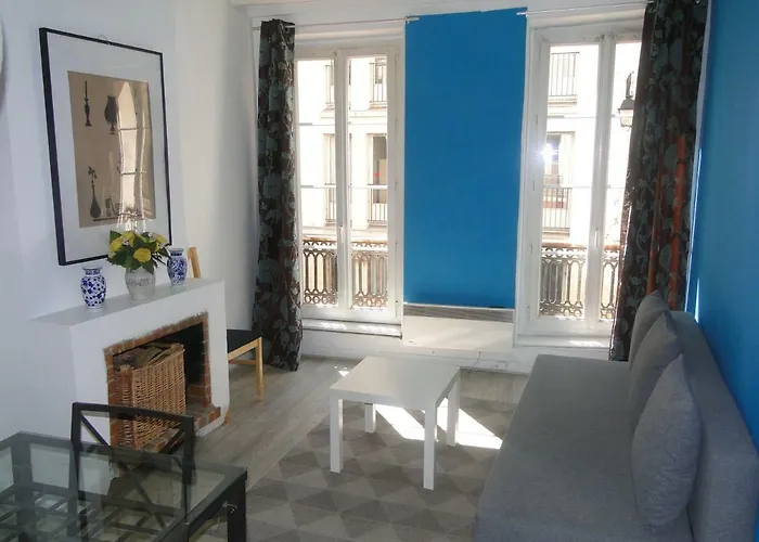 Apartement Entre Notre Dame Et Le Jardin Du Luxembourg