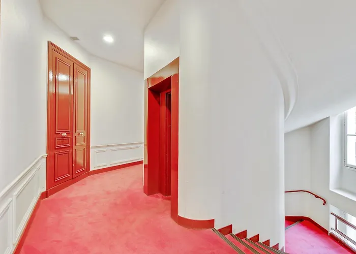 Luxury Apartment Paris Louvre
