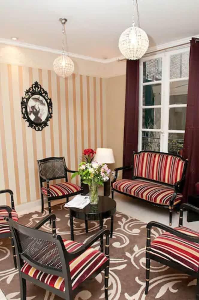 Hotel Tamaris 3*