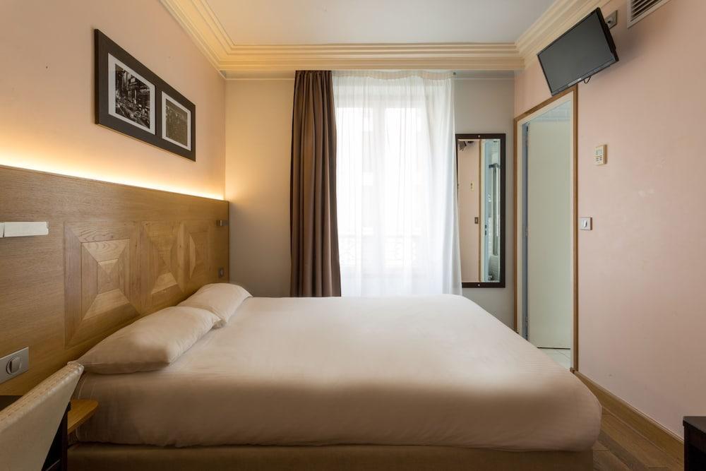 Eiffel Xv Hotel 2*
