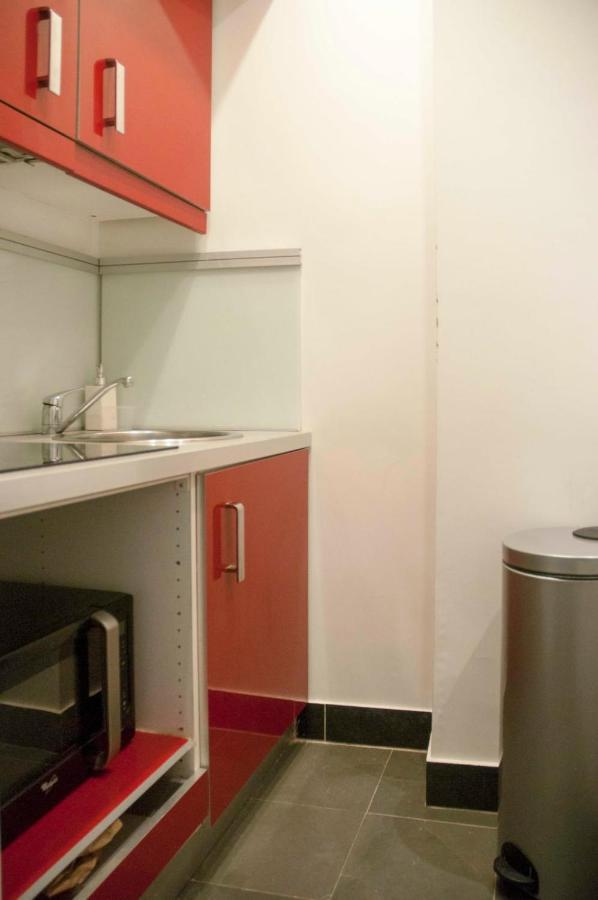 Charming Batignolles Neighborhood Appartement *
