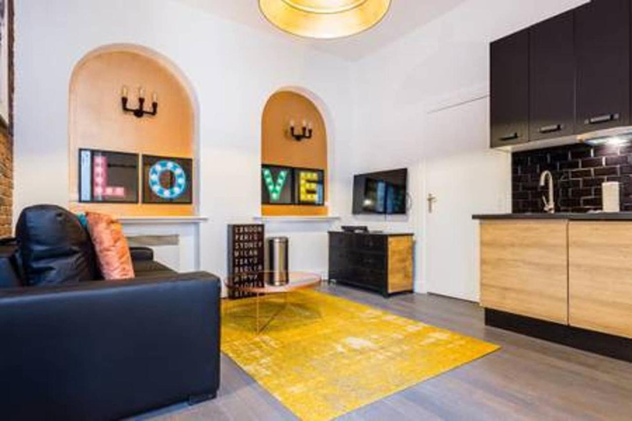 Cmg Temple / Republique Apartment *