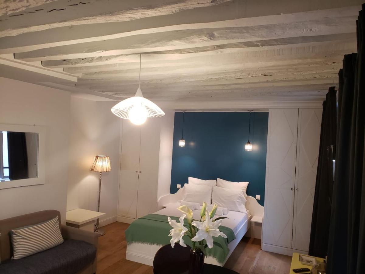 Louvre St Germain Rue Verneuil Apartment *
