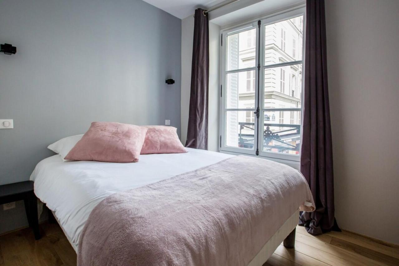 Spacious And Charming 2 Bedroom Flat A Madeleine *