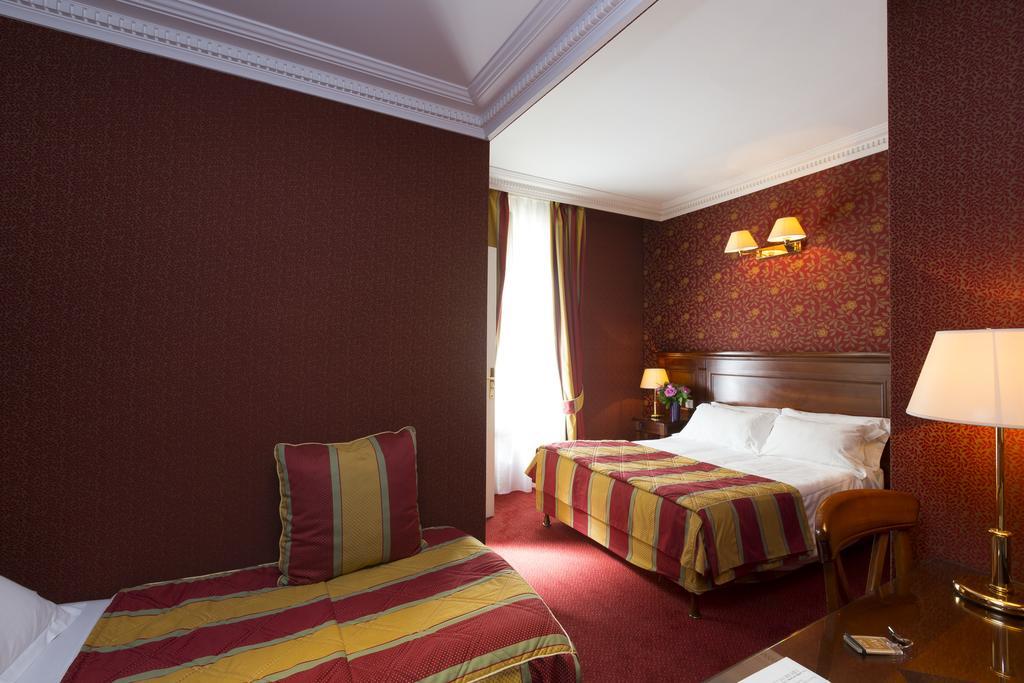 Elysees Niel 3* Paris