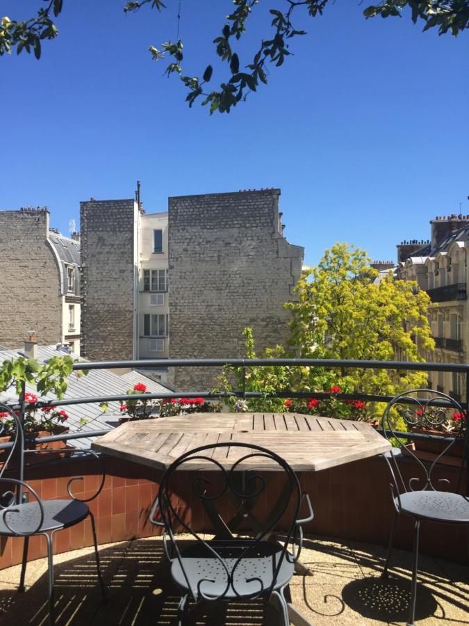 52 Clichy - D'hotes