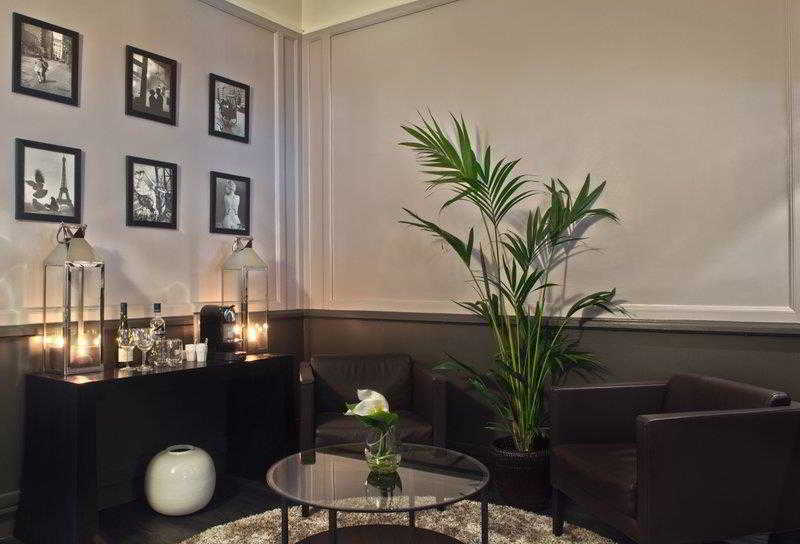Elysees Hotel 3*