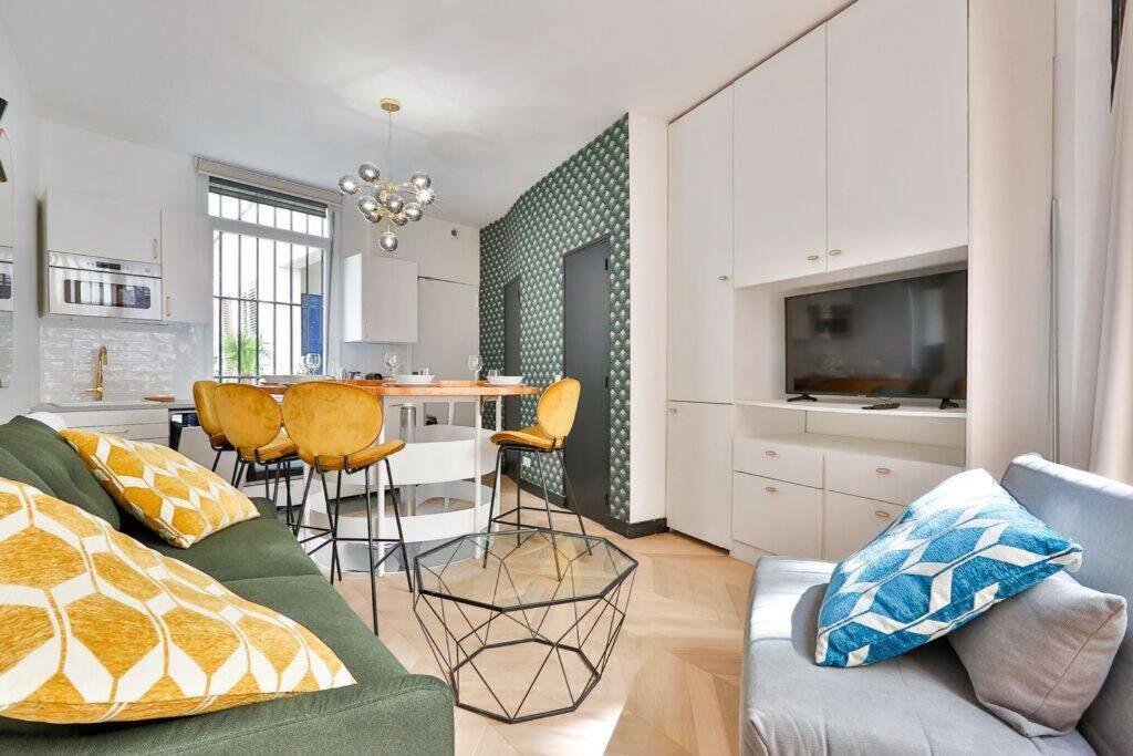 Appartement Sweet Le Marais, Place Des Vosges 4/5pers! Paris