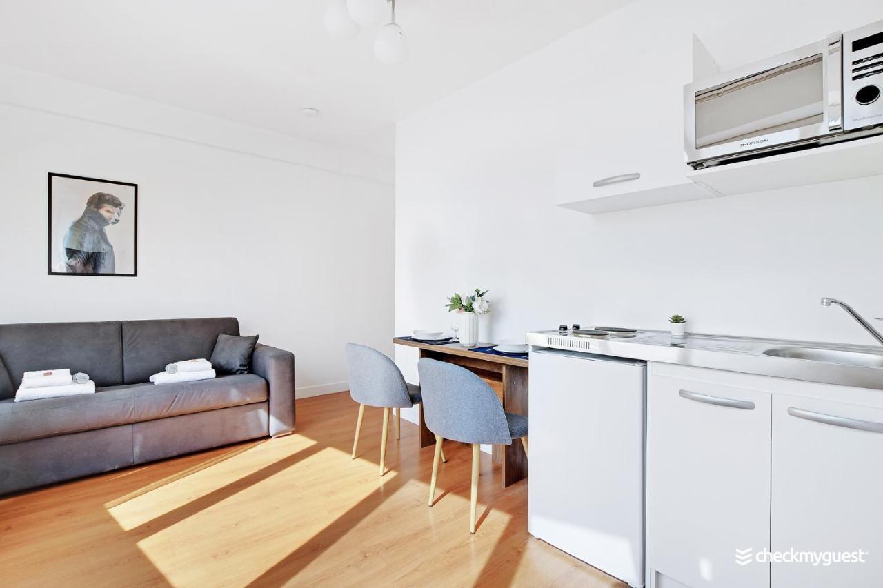 Apartment Cmg Serres/ Convention
