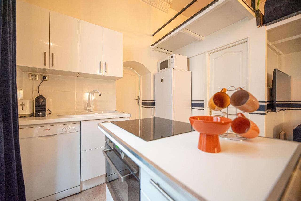 Luxury Loft In Champs Elysees Paris