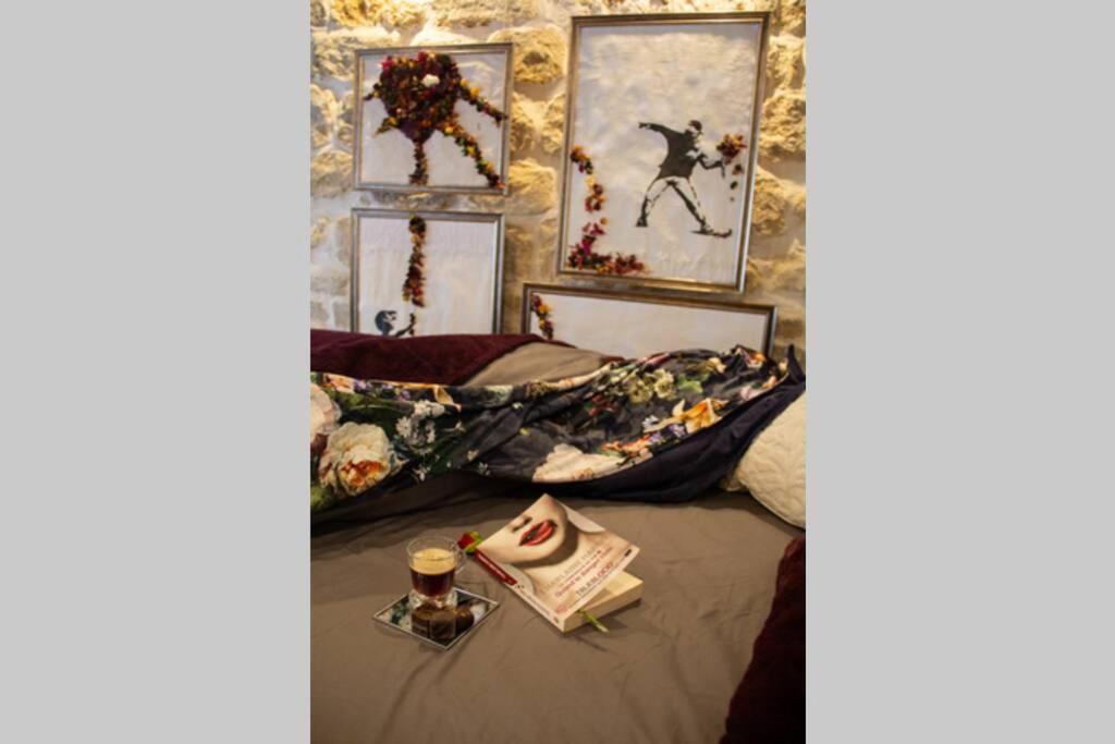 Tiny Gallery Gare Montparnasse Apartment