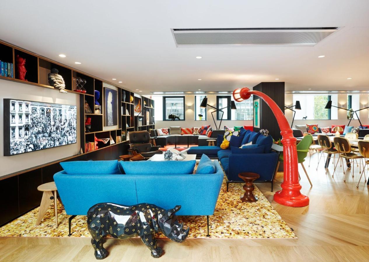 Hotel Citizenm Champs-elysees 4*