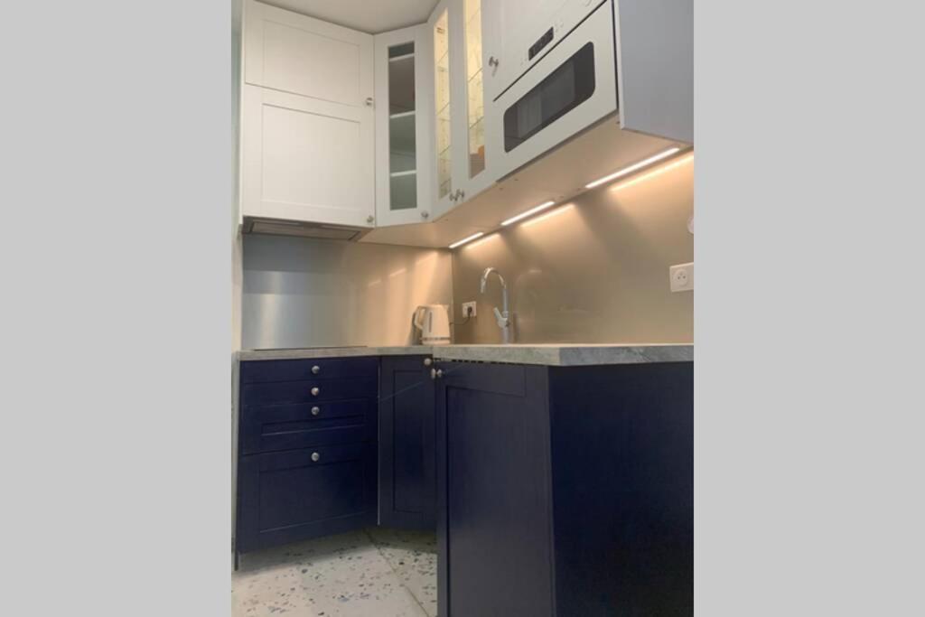 4 Le Marais De Lift C A Paris
