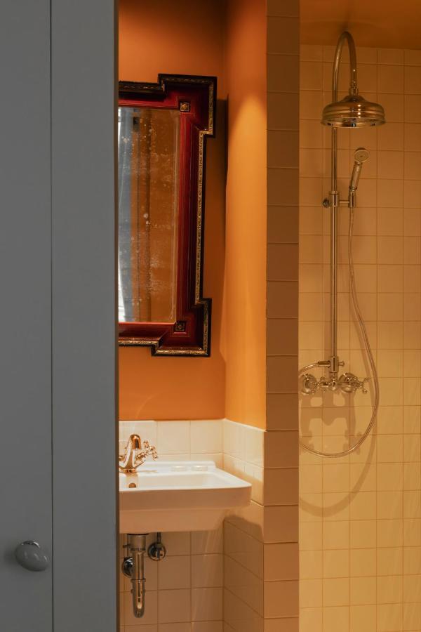 Pied A Terre Saint Honore Apartment *