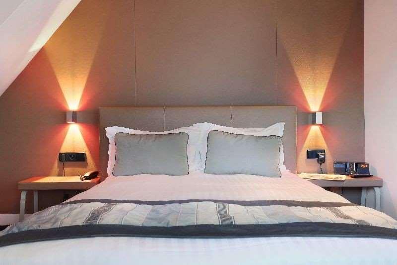 De Notre-dame Hotel 3*