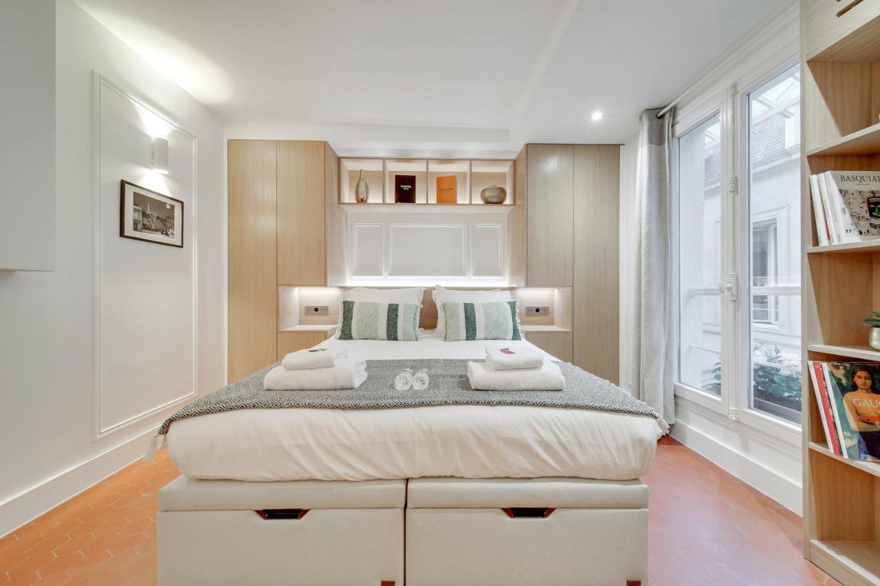 Amazing Historical Parisien Flat Next To Louvre Area - 3 Apartment