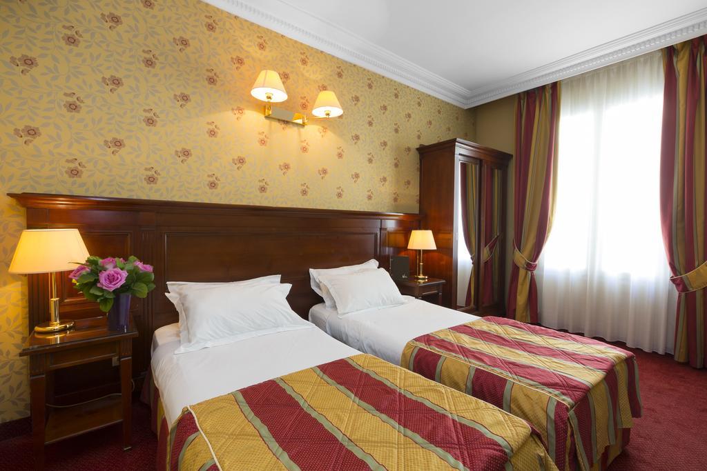 Elysees Niel Hotel Paris