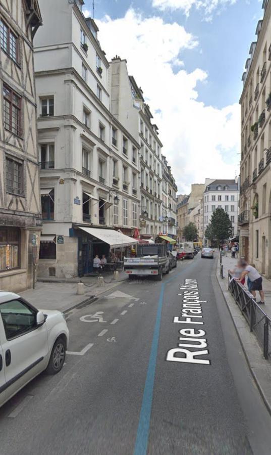Apartment Rue Francois Miron Paris