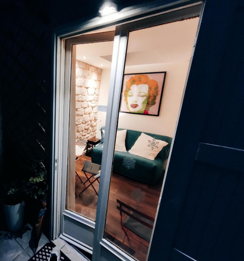 Appartement Romantic Tiny House Inside Montmartre *