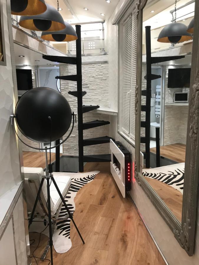 Apartment Superbe Triplex Au Coeur De Montorgueil *
