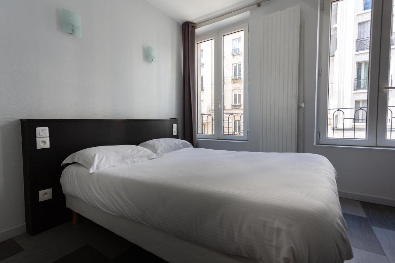 Mimosa Hotel *