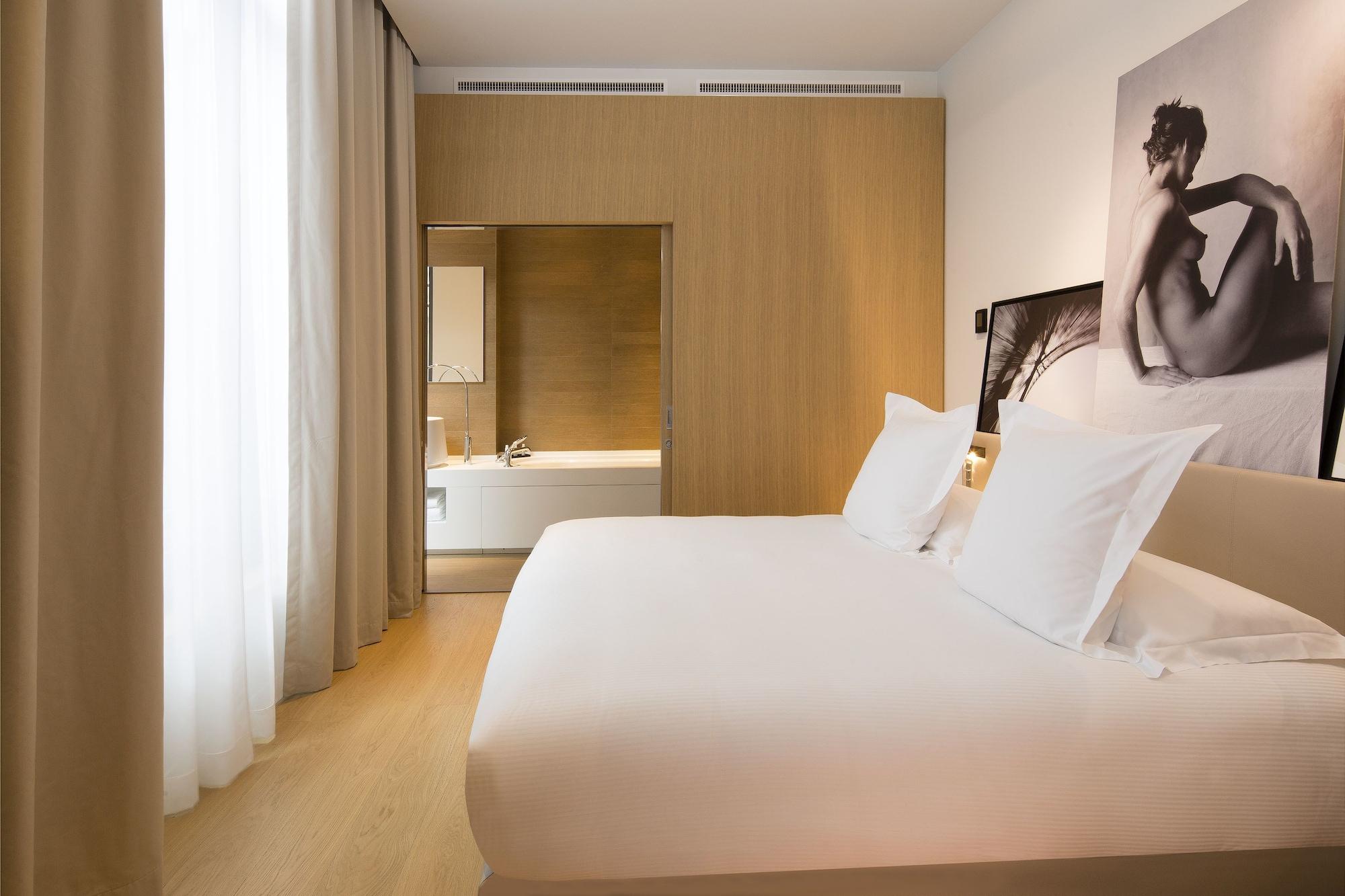 Le Cinq Codet Hotel 5*