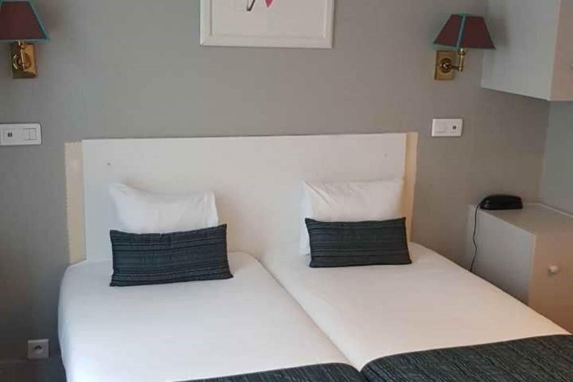 Hotel Modern Montmartre Paris