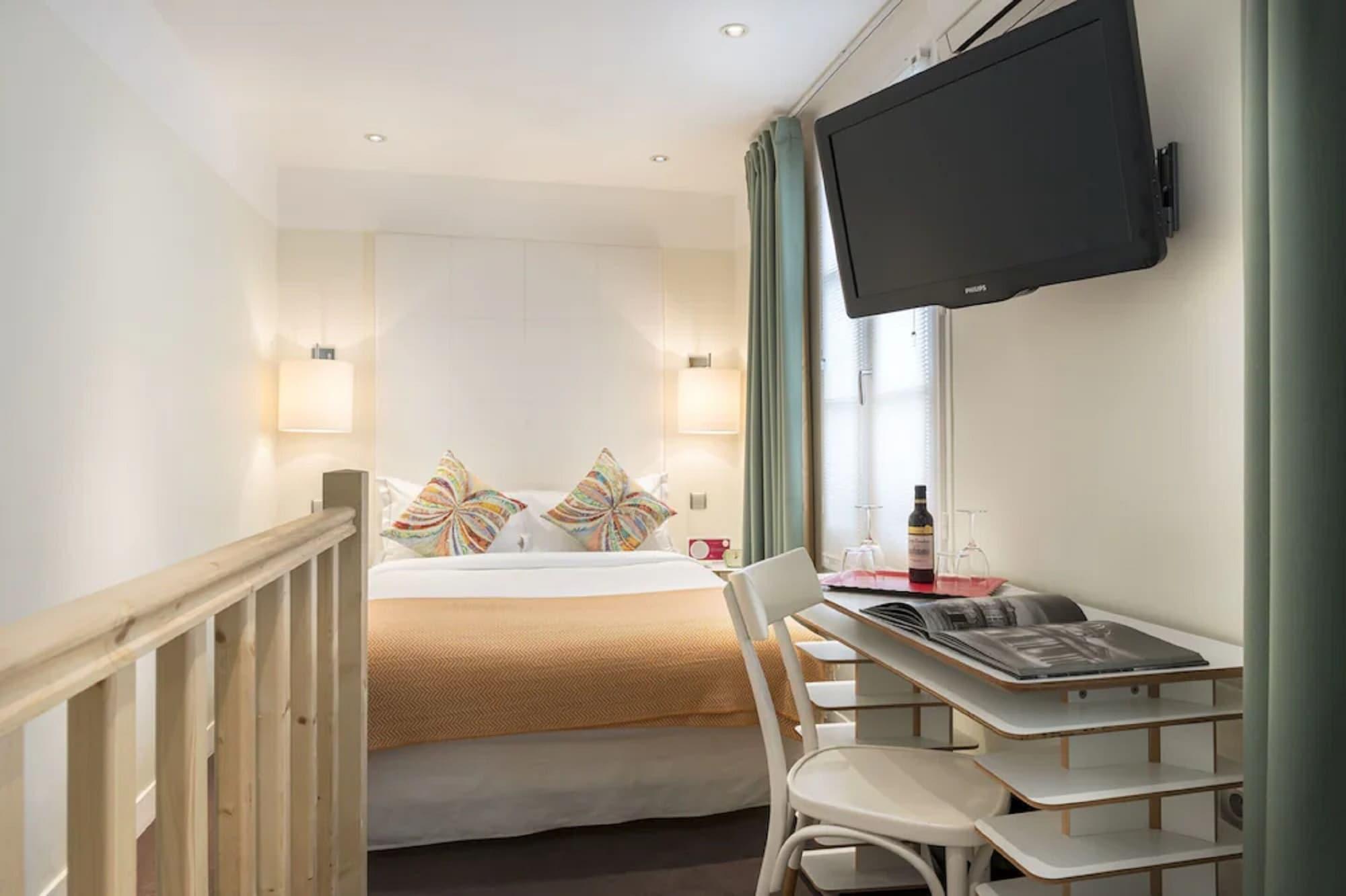 Le Placide Saint-germain Des Pres Hotel