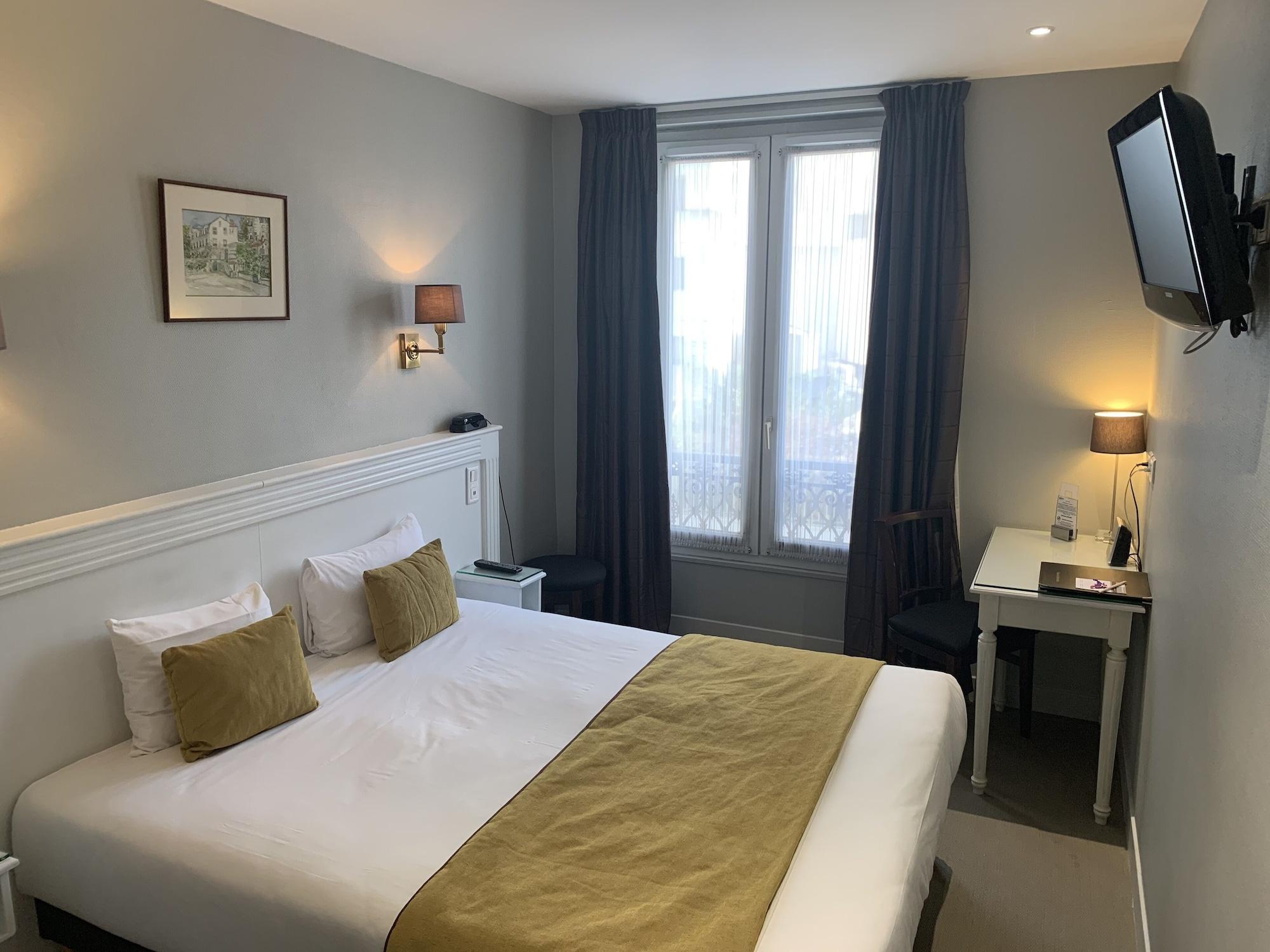 Modern Montmartre Hotel