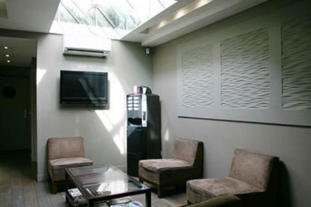 Hotel Western Le Montmartre - Saint Pierre