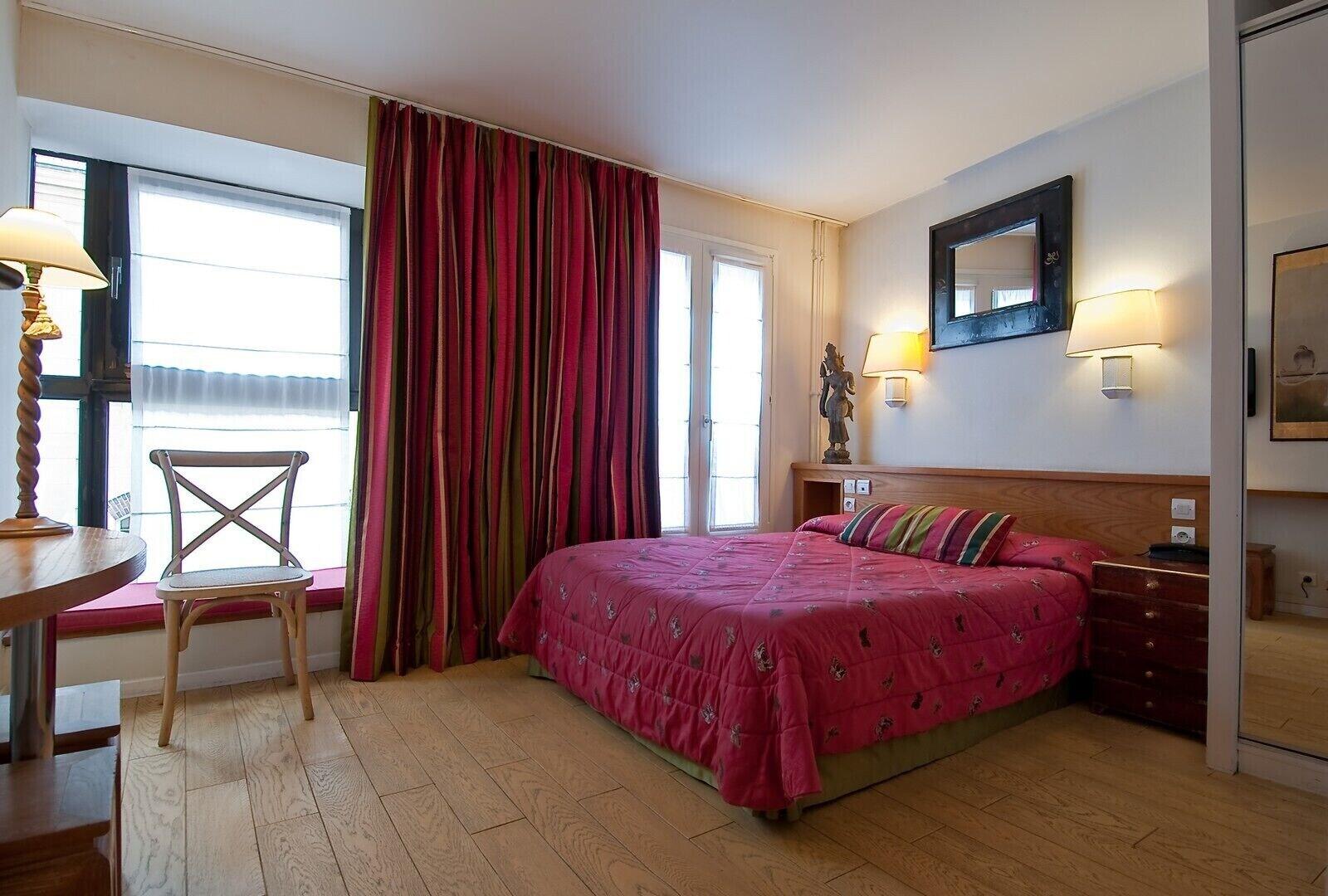 Vlh Montparnasse Eiffel 3*