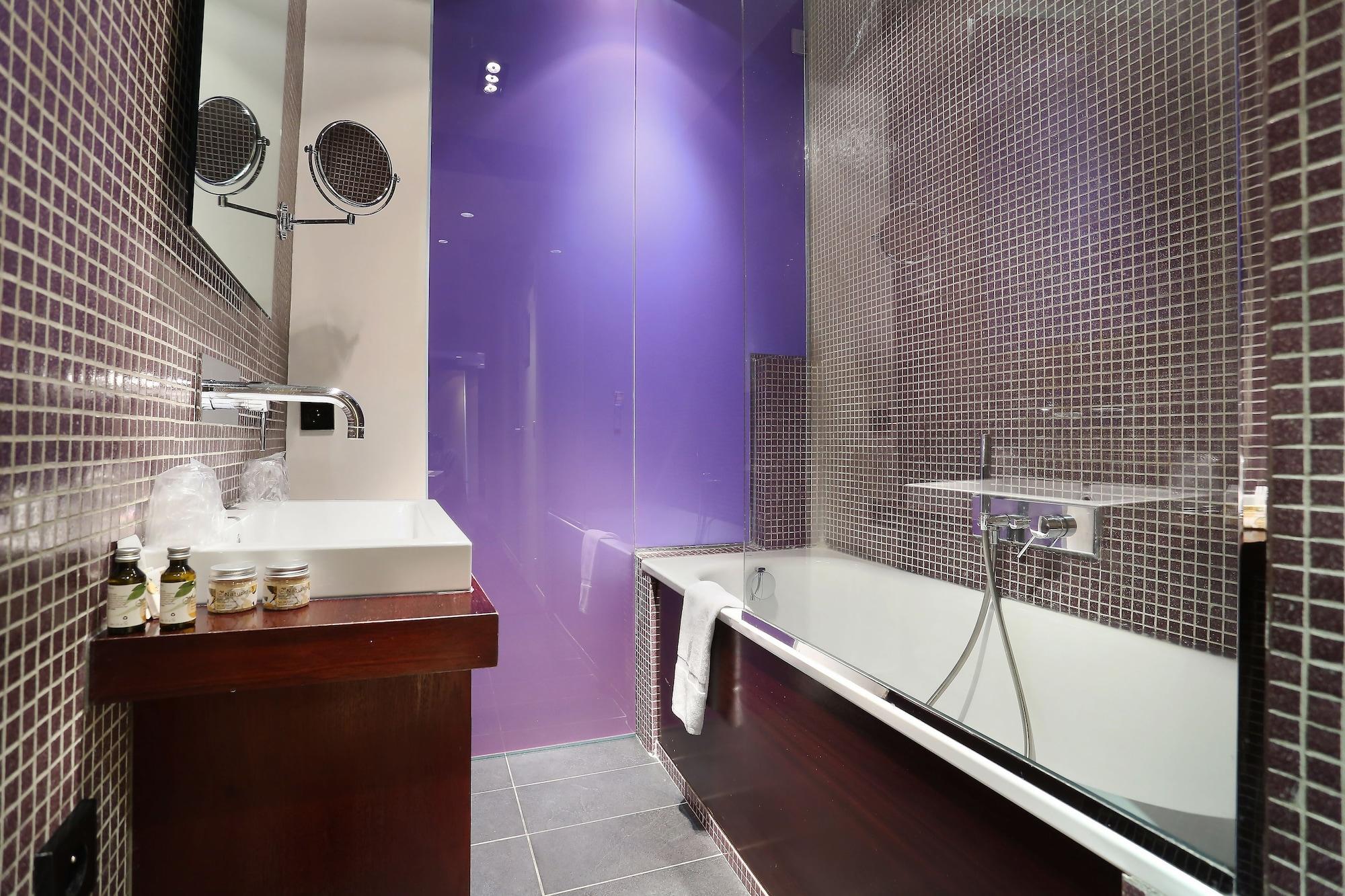 De Notre-dame Hotel 3*