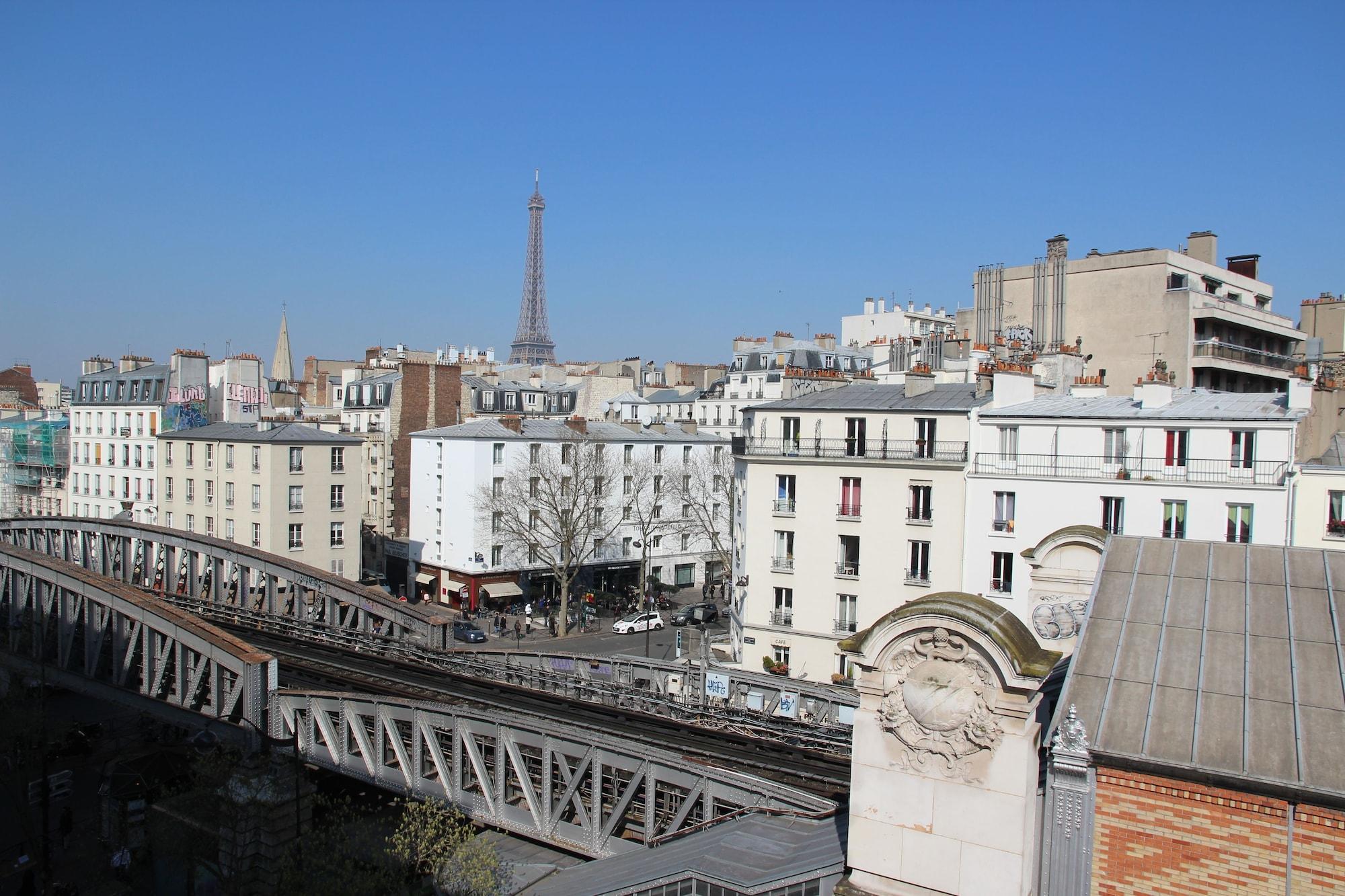 Hotel Art Eiffel Paris