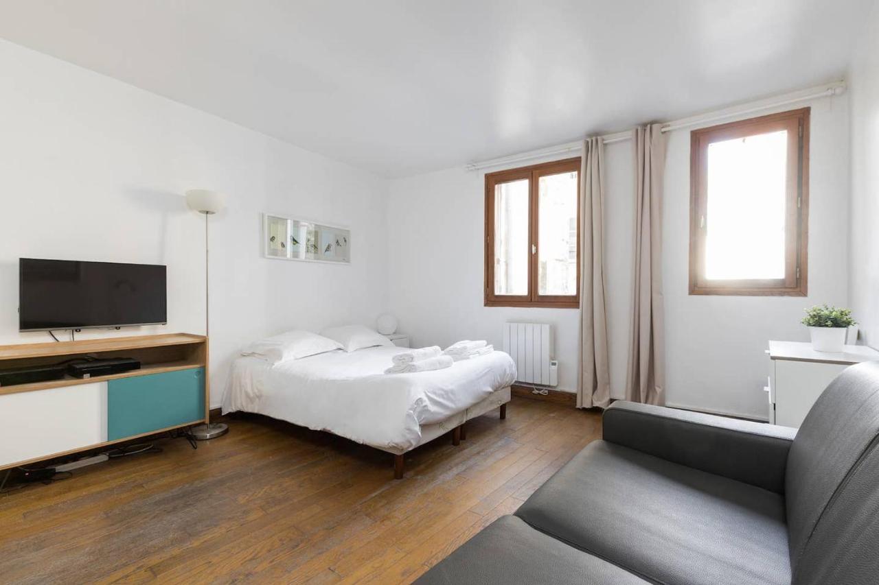 Pantheon Private Latin Quarter Studio Apartment Paris