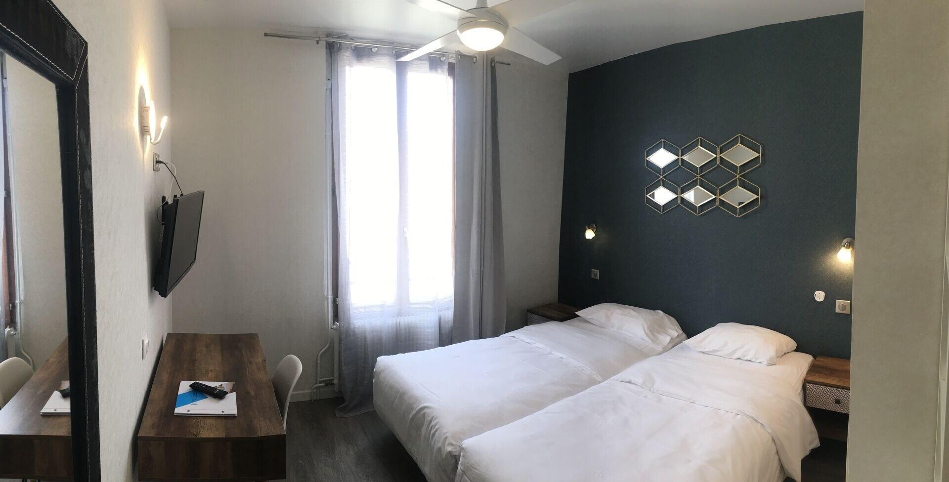 Du Maine Hotel 2*